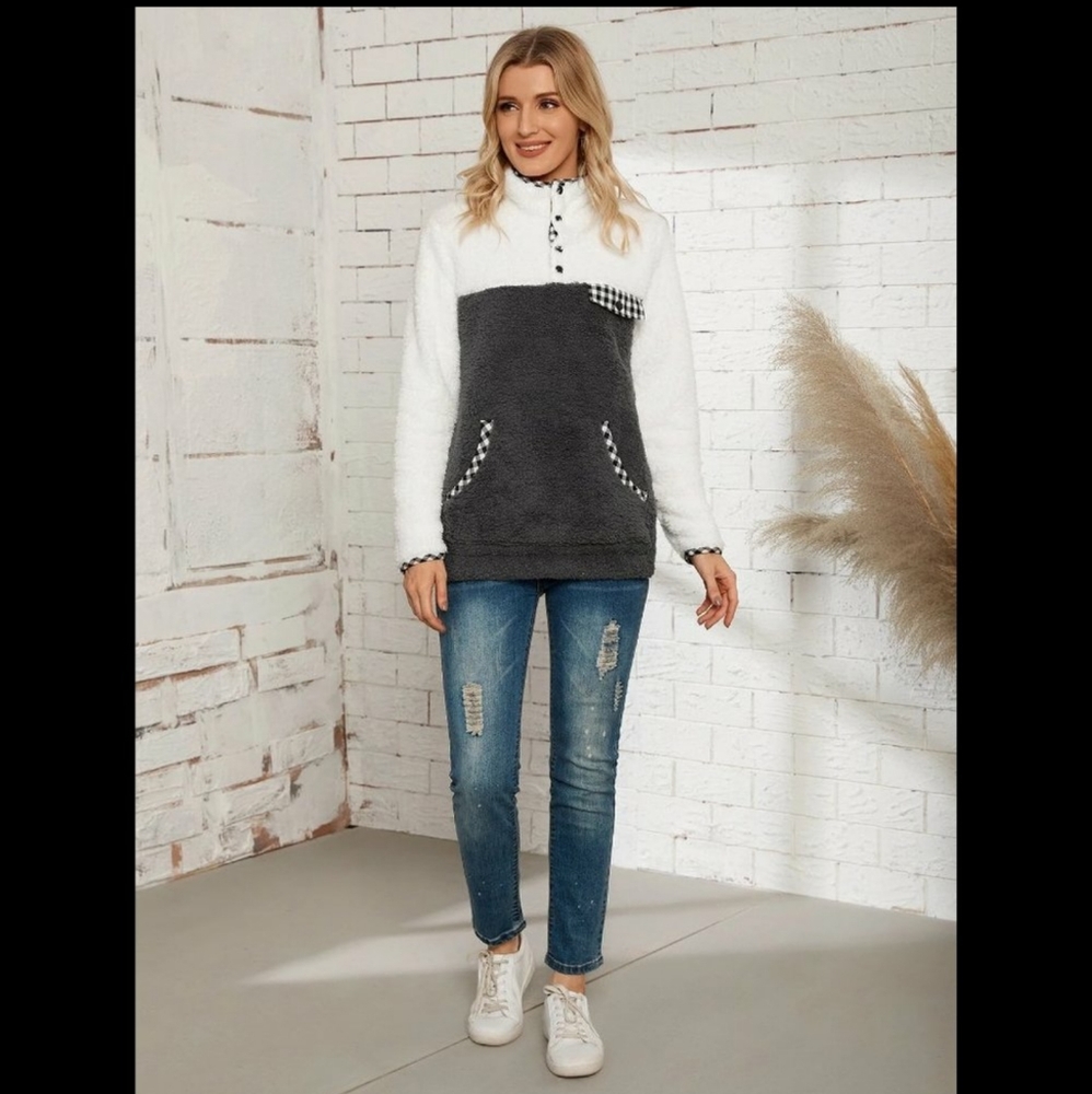 Fleece Button Up Pullover - Picture 2 of 5